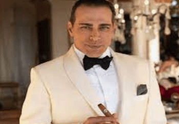 Manny Khoshbin Height