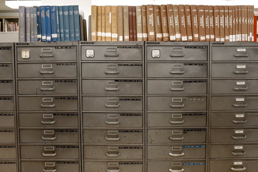 public record reference tracking